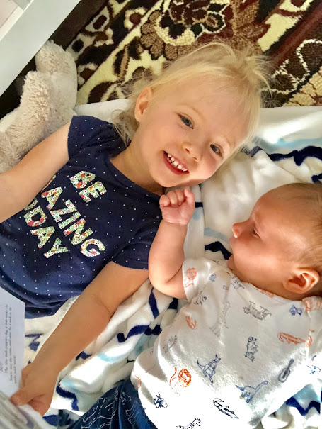 These 43 no screen toddler activities are perfect for either indoor or outdoor time. They are easy to put together and will keep your little one entertained for hours.