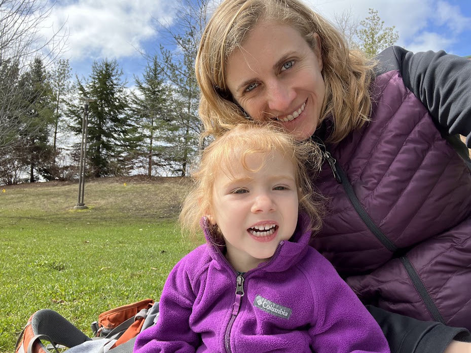 year in review stay at home mom Brooke and Hazel outside